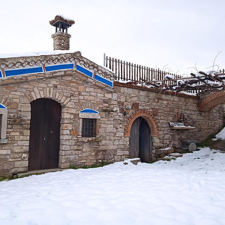 Agriturismo Radici Contadine Bisaccia Bagian luar foto