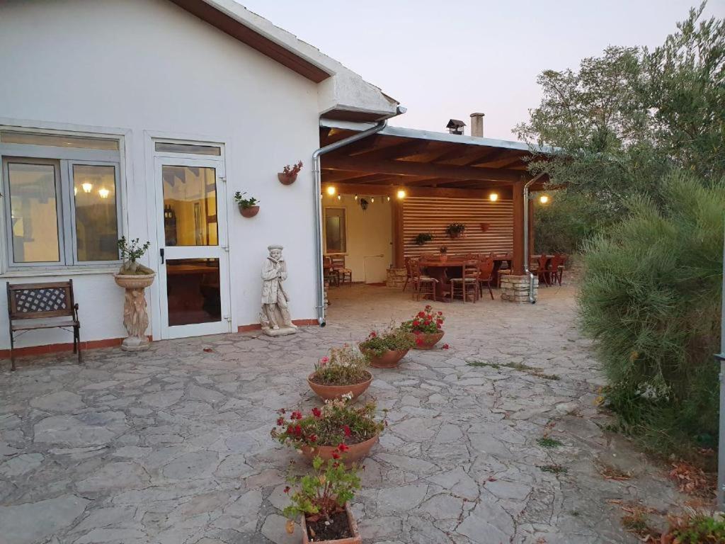 Agriturismo Radici Contadine Bisaccia Bagian luar foto